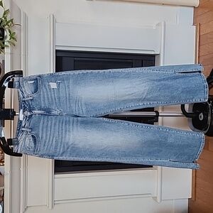 VERVET LIGHT WASHED WIDE LEG WOMENS SIZE 30 JEANS